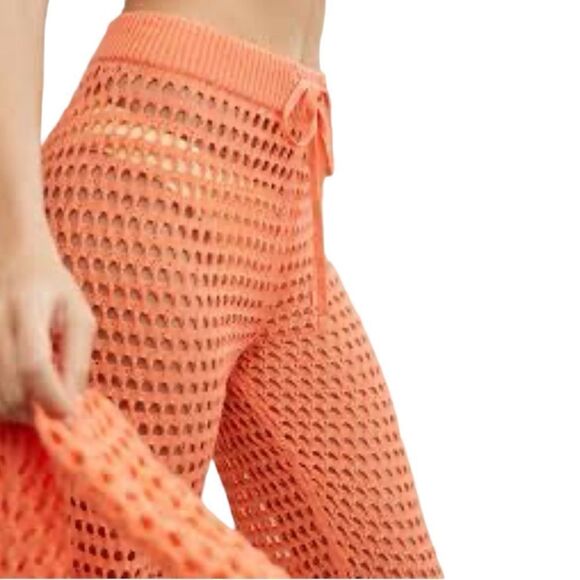 Aerie Crochet Vacay Pants Orange Size M NWOT SOLD OUT EVERYWHERE - Picture 1 of 4